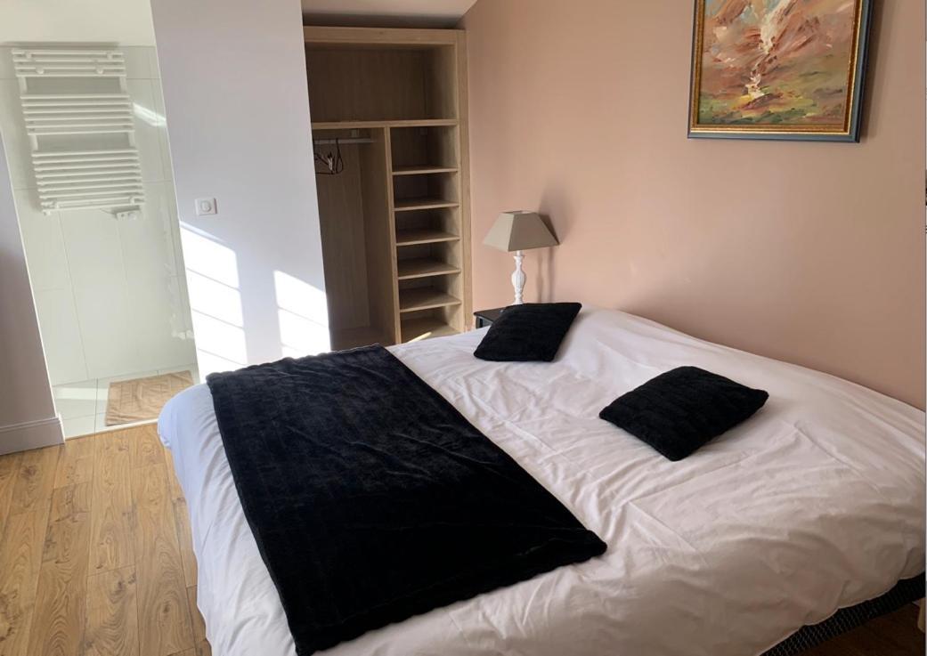 Domaine Des Peyries - Chambres Et Table D'Hotes Saint-Barthelemy-d'Agenais Eksteriør billede